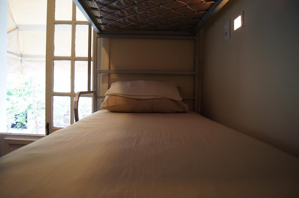 Chill On The Beach Hostel Rio de Janeiro Exterior photo