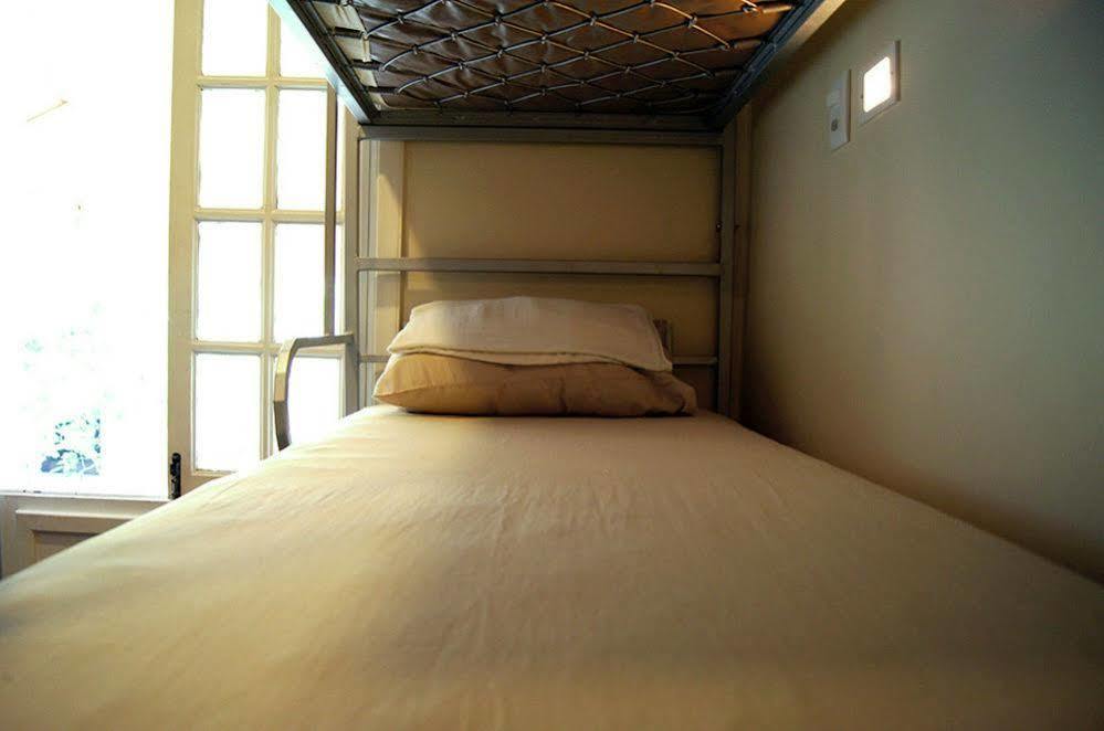 Chill On The Beach Hostel Rio de Janeiro Exterior photo